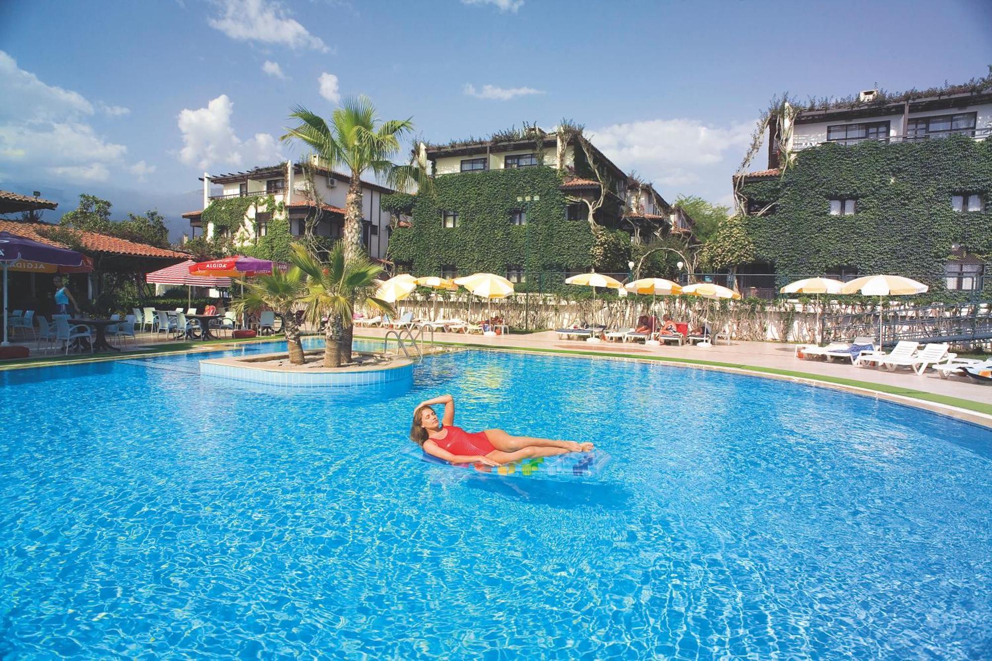 Titan Club Hotel Ultra All Inclusive Kargicak  Exterior photo