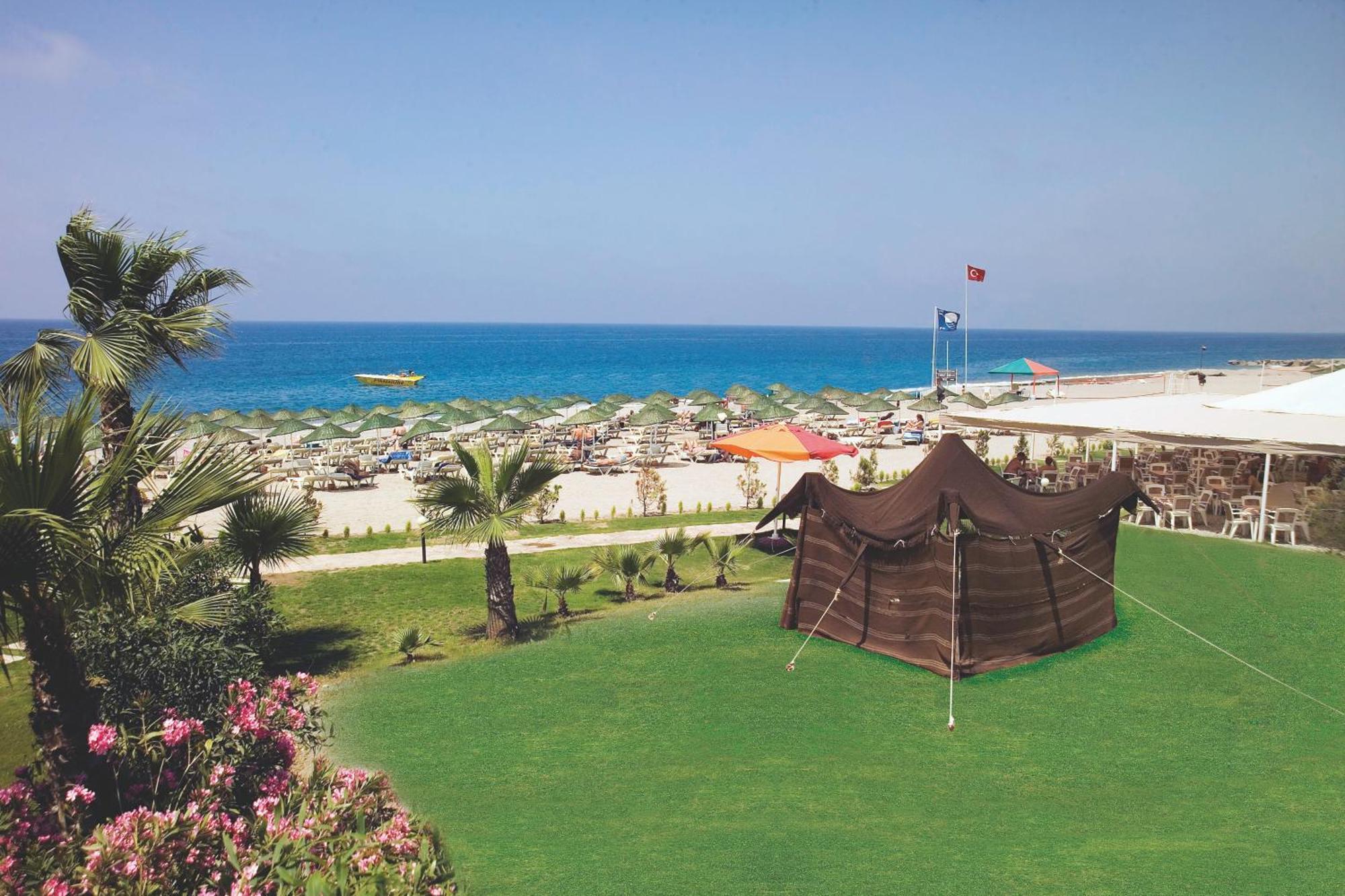 Titan Club Hotel Ultra All Inclusive Kargicak  Exterior photo