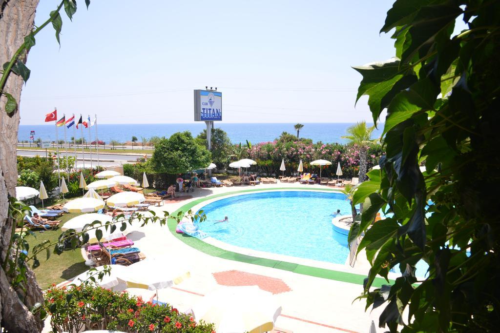 Titan Club Hotel Ultra All Inclusive Kargicak  Exterior photo