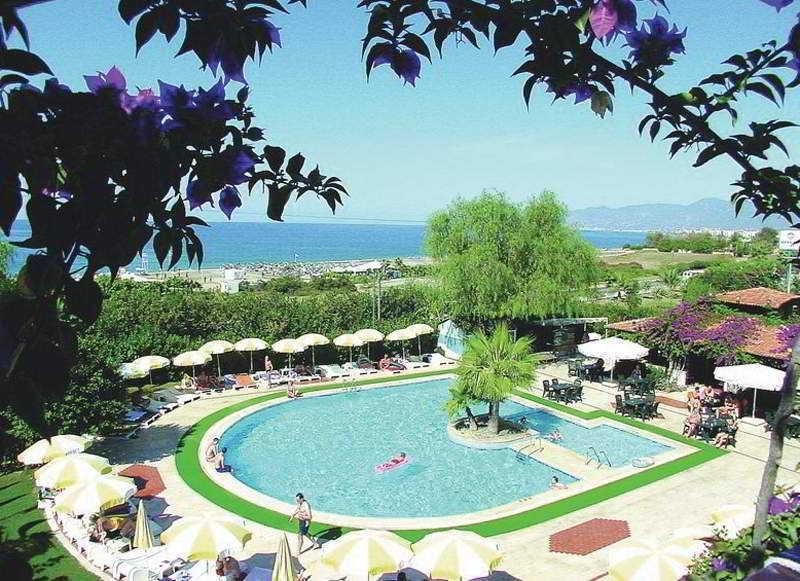 Titan Club Hotel Ultra All Inclusive Kargicak  Exterior photo